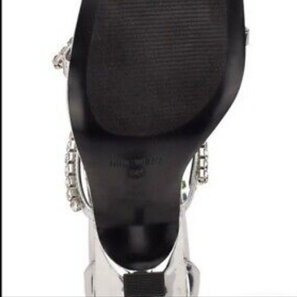 High heels - Picture 5 of 5